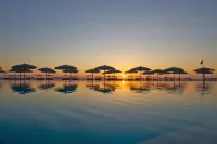 Capovaticano Resort Thalasso Spa - Pools