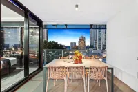 Circle on Cavill Apartments - Central Surfers Paradise - Hosted by wowstay - Apartments