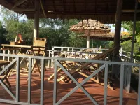 Quoc Phuong Riverside Homestay - bar