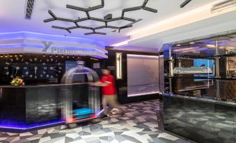 Y Platinum Hotel