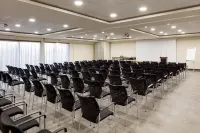 Mezzo Hotel & Business Hotels in Lummen