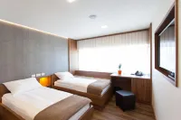 Hotel Pomaranča Hotels in Jirsovci