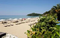 Aeneas' Landing Resort - Strand