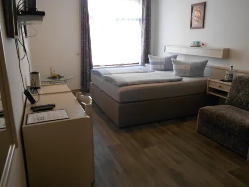 KAJÜTE Hotels in Brake