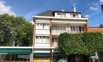 Logis Terrasse Hôtel