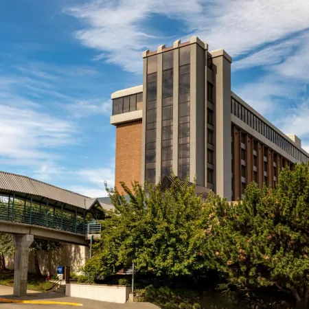 Coast Wenatchee Center Hotel