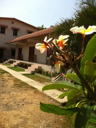 Pedasi Sports Club Отели в г. Педаси