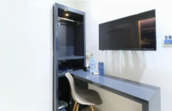 HOTEL BERLIAN INTERNATIONAL Hotel di Kecamatan Pabean Cantikan