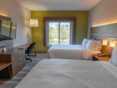 ホリデイ イン エクスプレス アトランタ エアポート ウェスト - キャンプ クリーク マーケット by IHG アトランタのホテル