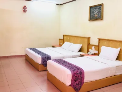 Intan Beach Resort Hotels in Kuala Ibai