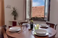 Vedetta Townhouse - Camere e Appartamenti Nel Centro Storico by Be Vedetta Hotels in Scarlino