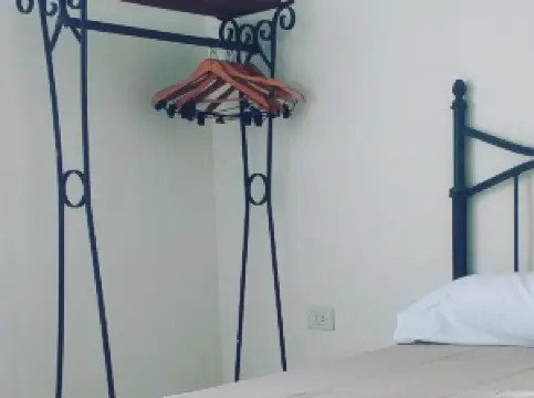 Dpto Económico Con Garaje! Ideal Para Viajeros !