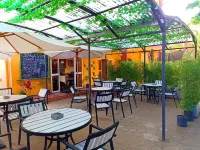 Hôtel Les 12 Collines,  Près Ivato Aéroport - Pet friendly