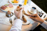 Hotel Glöckner Und Hotel Residenz Glöckner - breakfast