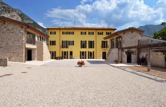 特里福蒂農莊酒店