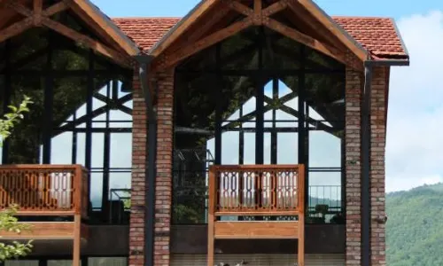 Dilijani Tun Hotel & Restaurant