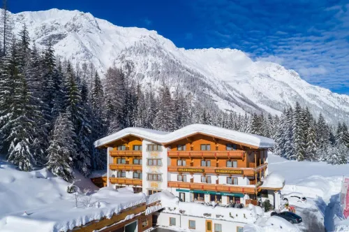 Hotel Hubertushof - Ihr Hotel Mit Herz - 朝食