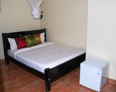Dich Comfort Hotel - Main Branch Hotels in Gulu Municipality