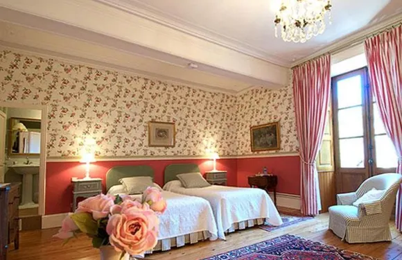 名瀨城堡住宿加早餐旅館