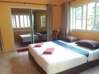 JJ Beach Resort & JJ Seafood