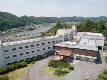 Hotel Okukujikan Отели рядом с достопримечательностью «Eigenji»