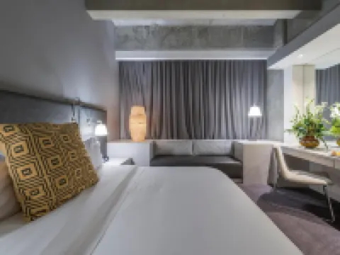 Movich Buro 51 Hotels near Parque Washington