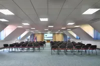 Lipa Hotel es Etterem