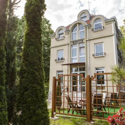 Hotel Duchess Отели рядом с достопримечательностью «Технический университет Варны»