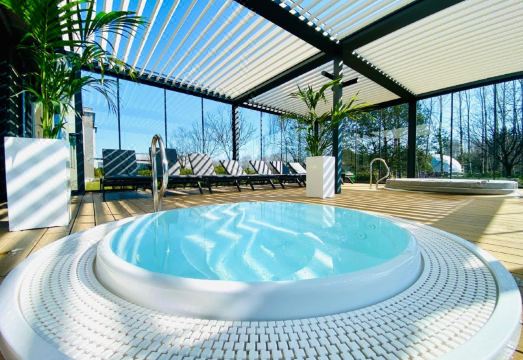 3. 아르티스 로프트..