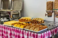 Hotel Santos Dumont Aeroporto Slz - breakfast
