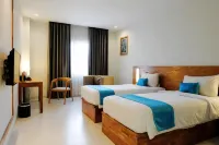 Pollos Hotel & Gallery Rembang Hotels in Rembang