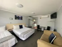 ليك سايد تاوبو