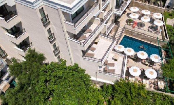 Hotel Pima Budva - Housity