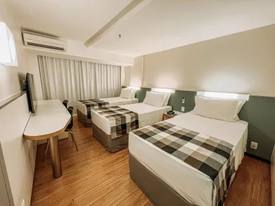 St Paul Plaza Hotel