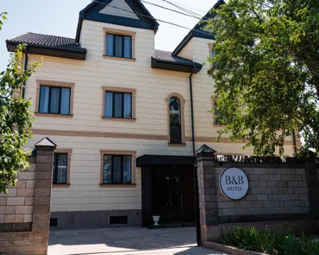 BnB Hotel Shymkent 奇姆肯特酒店