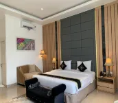 Chevilly Resort & Camp