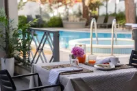 Hotel Adriatica Con Piscina