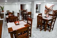 Fontana Plaza Hotel - พร้อมอาหารเช้า
