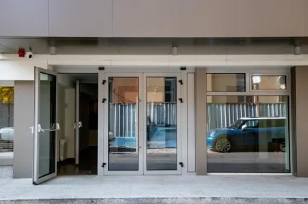 BG Hotel Отели рядом с достопримечательностью «Централна минерална баня - Музей за история на София»