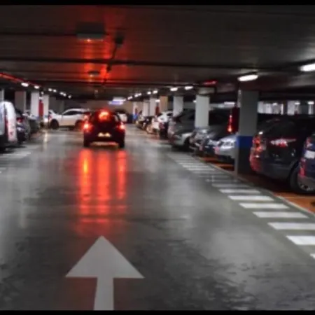 Mía Suites II - Parking & Wifi Free