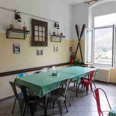 Ostello Tramonti Dining/Meeting Rooms