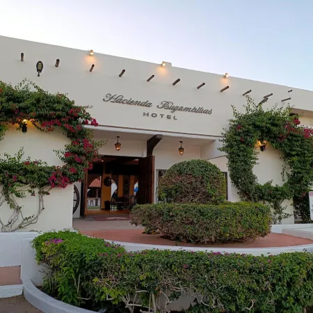 Hotel Hacienda Bugambilias la Paz