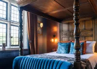 Seckford Hall Hotel & Spa - Pools