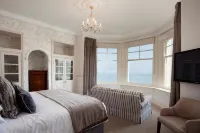 Carbis Bay and Spa Hotel - Bar