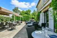 Logis Hôtel la Ferme de Flaran - 朝食