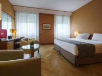 Exe Majestic Hotels near Ospedale Monaldi