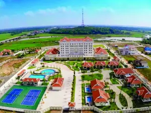 Ban Thach Riverside Hotel & Resort