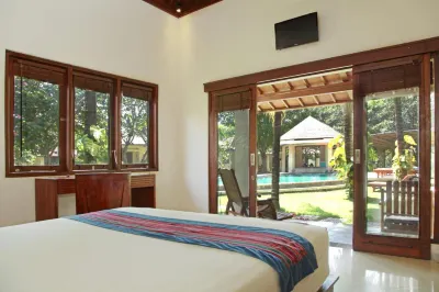 Puri Rinjani Bungalows & Hostel Hotels near Goa Bangkang Prabu