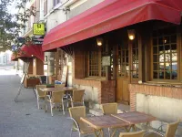 Logis - Hôtel Restaurant l'Ecu de France Hotels in Pithiviers