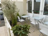 Hotel du Parc Hotels in Combreux